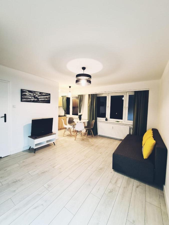 Apartament Parkowy Mragowoアパートメント エクステリア 写真